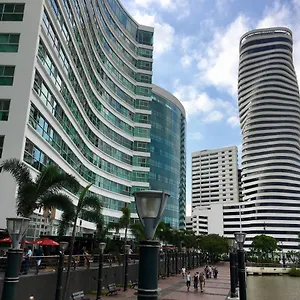 Puerto Santa Ana Apartamento Guayaquil