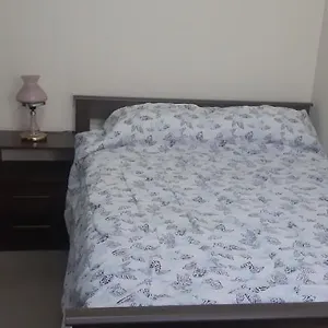Rento Cerca De Embajada Americana Habitación en casa particular